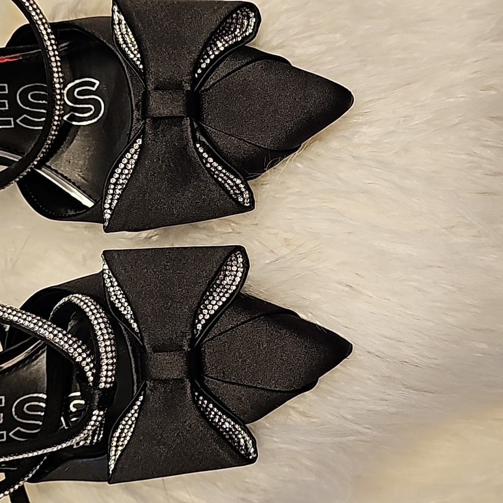 Black Slingback Heels - Picture 2 of 9